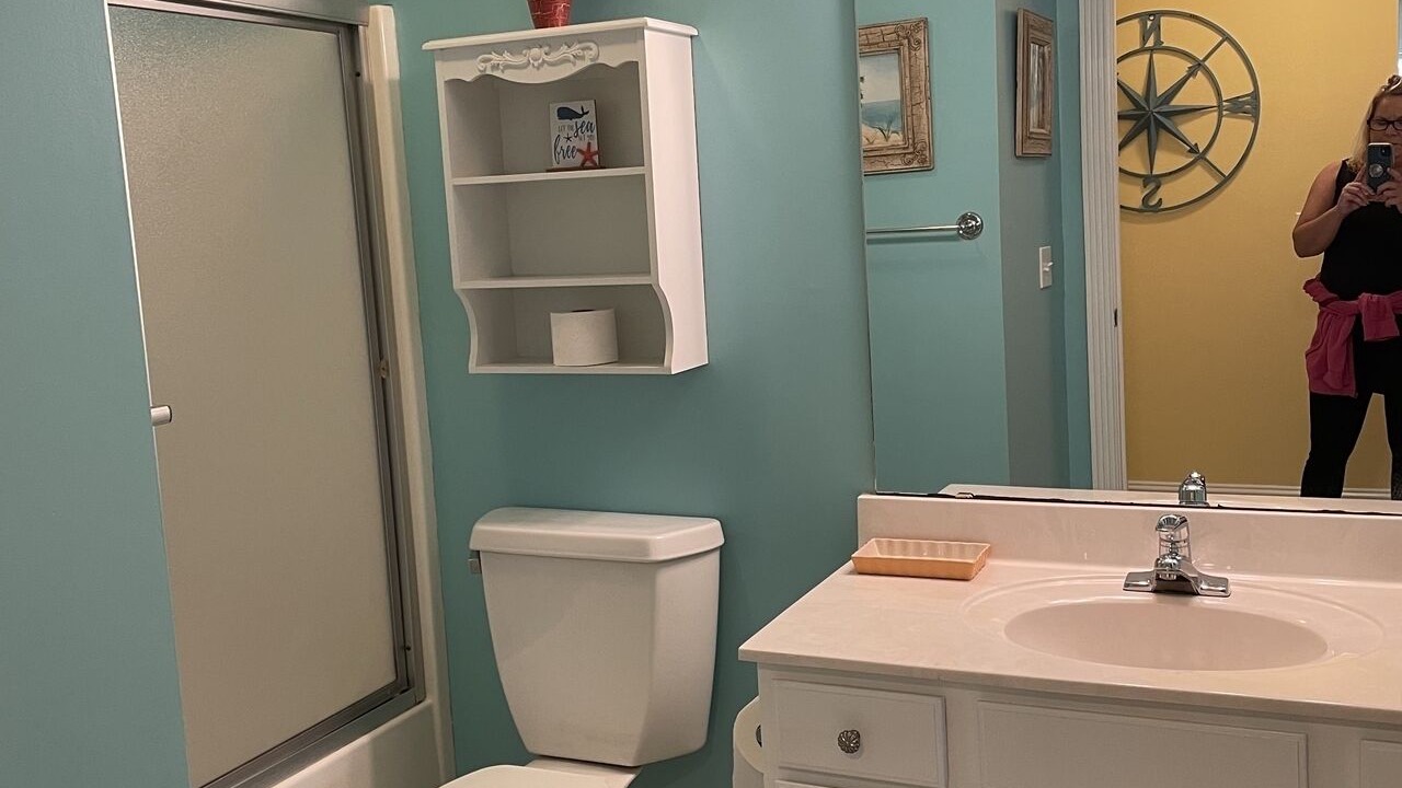 Photo of Bathroom in Sunset Beach