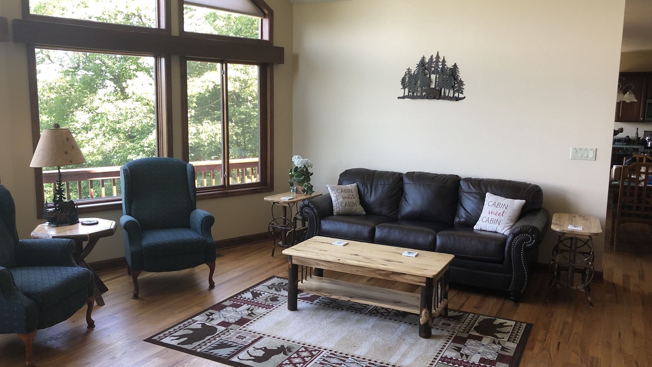 Photo of Bedroom in Hendersonville