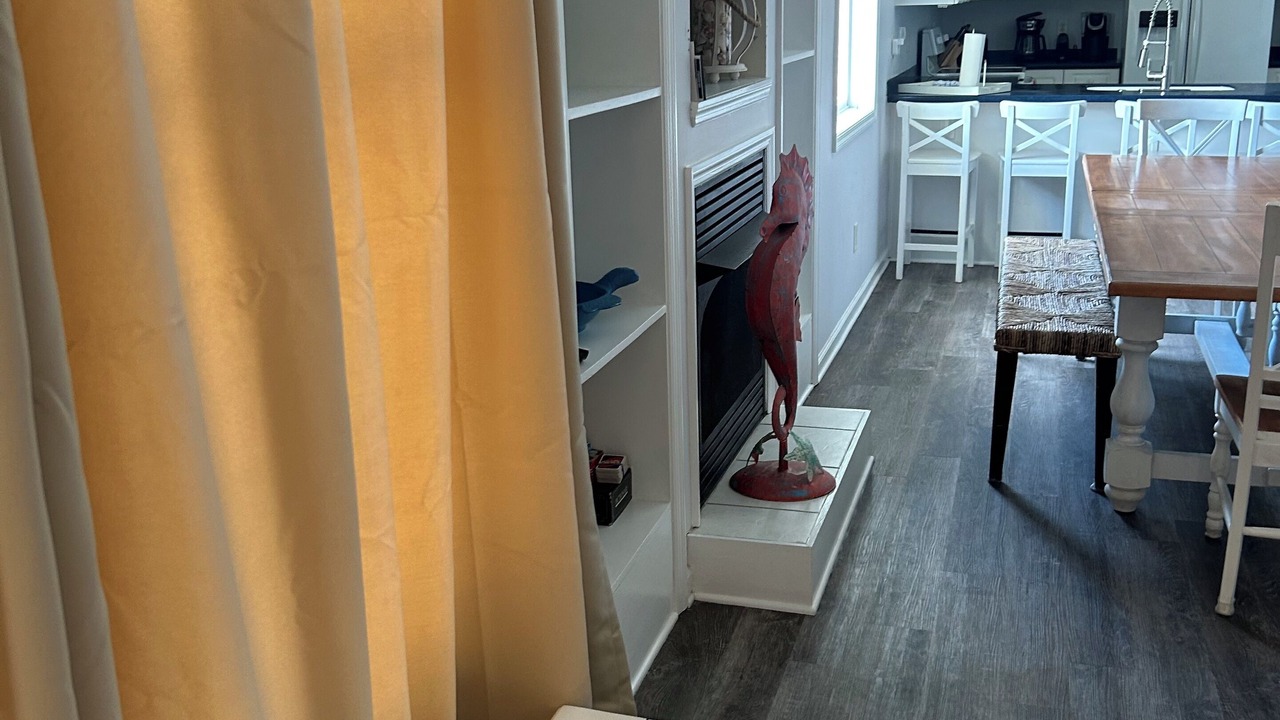 Photo of Livingroom in Surf City