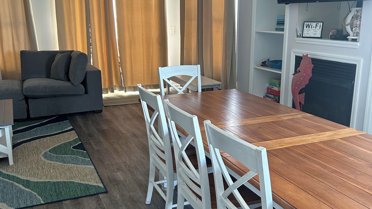 Photo of Livingroom in Surf City