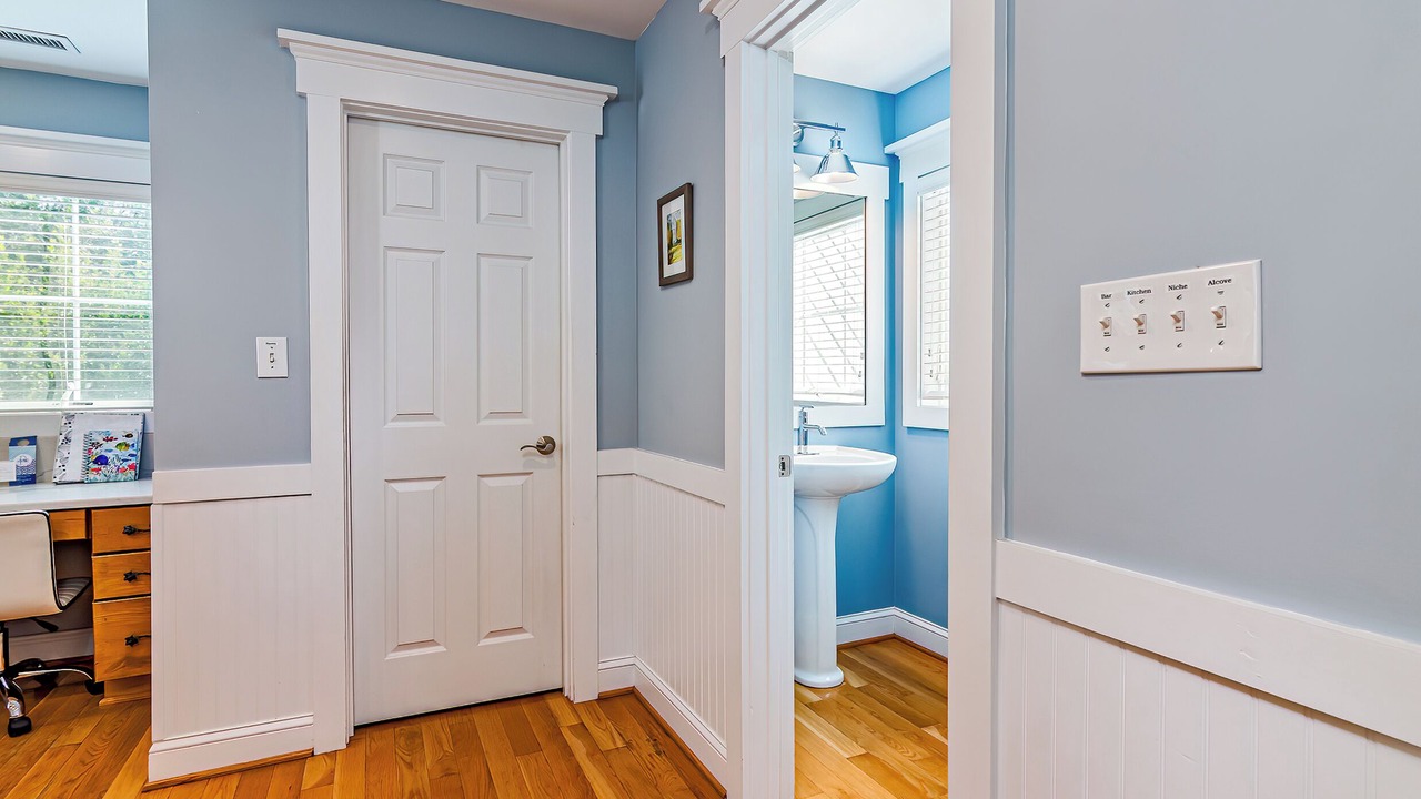 Photo of Bathroom in Cape Fear Station
