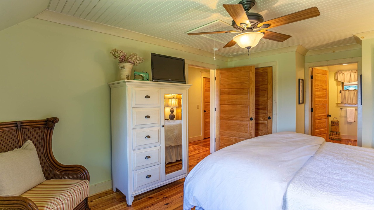 Photo of Bedroom in Banner Elk