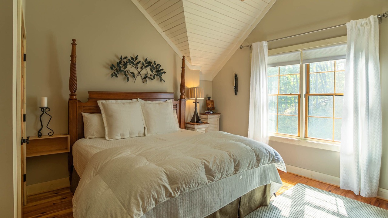 Photo of Bedroom in Banner Elk