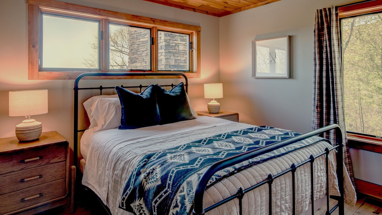 Photo of Bedroom in Blowing Rock