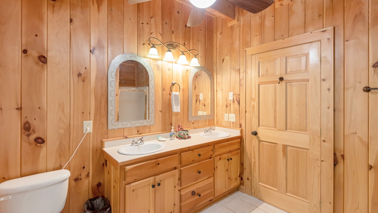 Photo of Bathroom in Jefferson