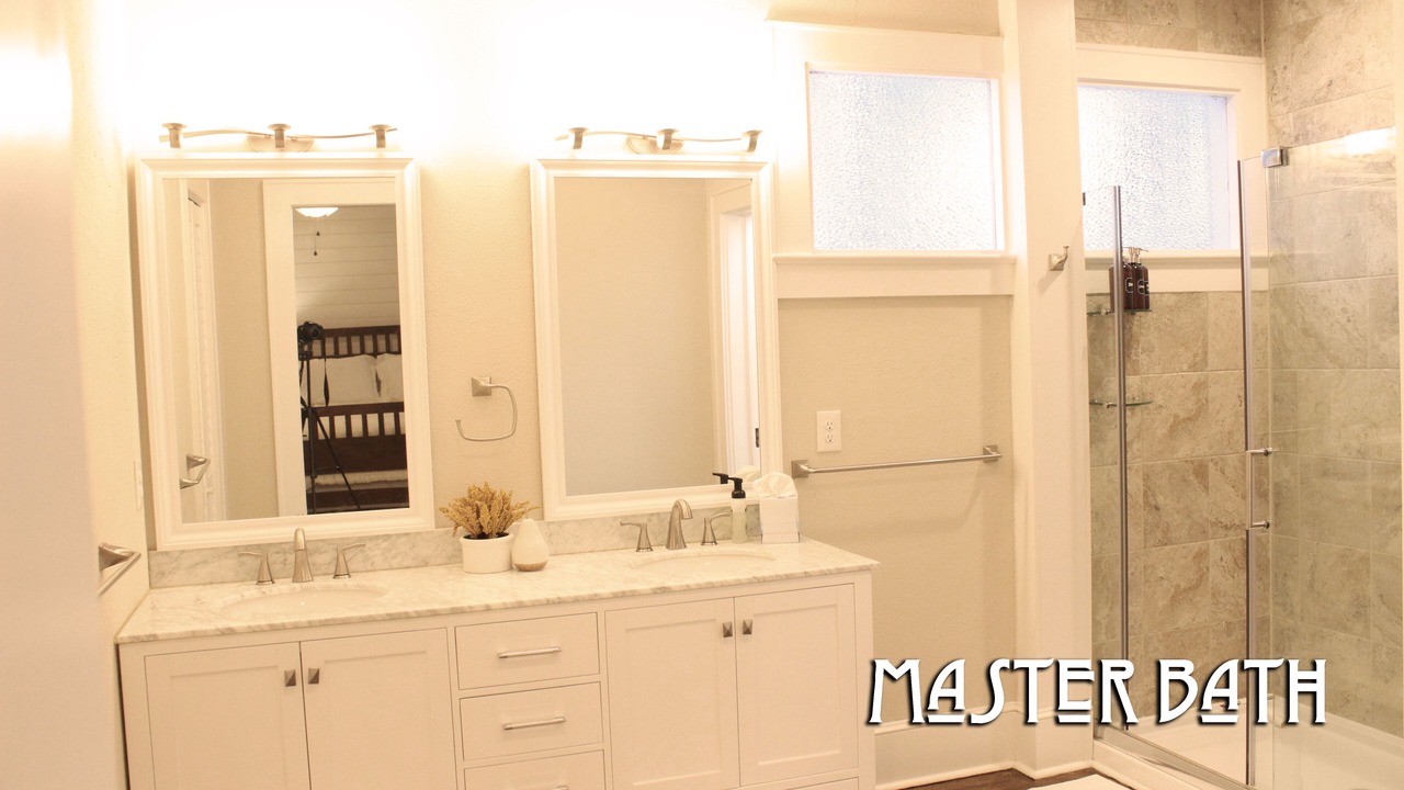 Photo of Bathroom in Hendersonville