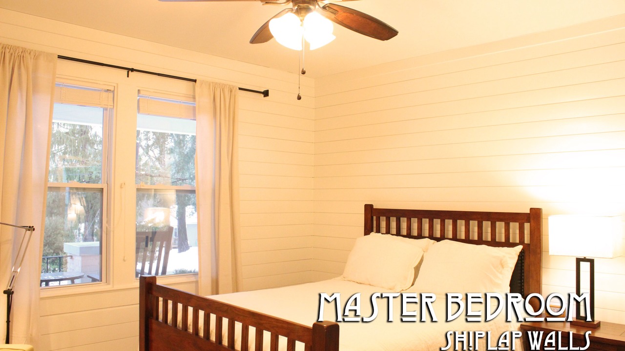 Photo of Bedroom in Hendersonville