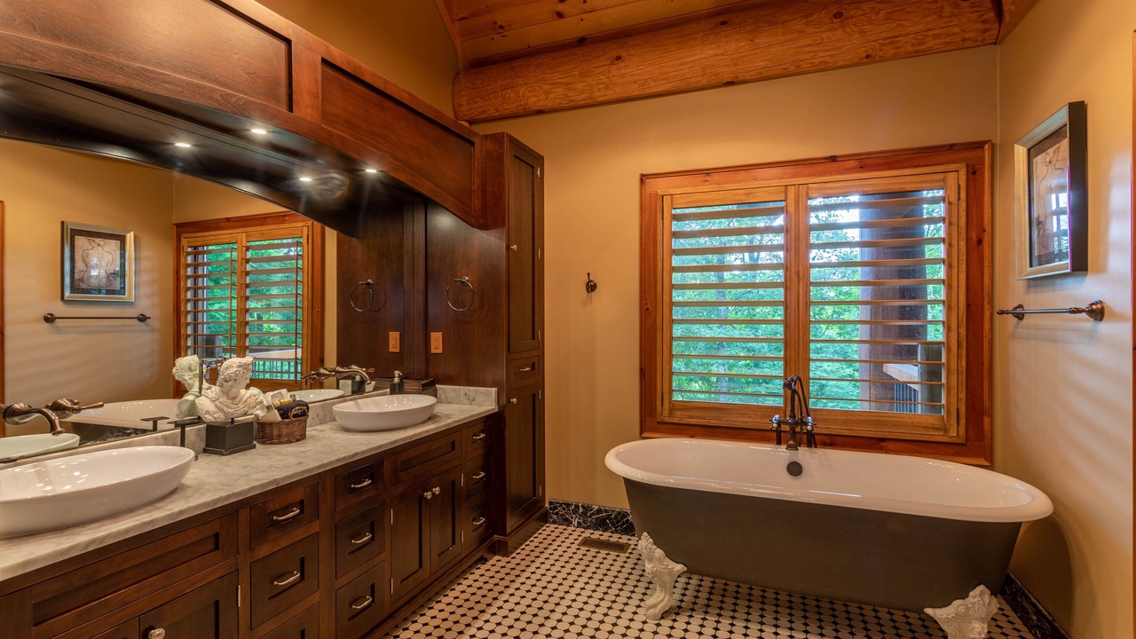 Photo of Bathroom in Sugar Mountain