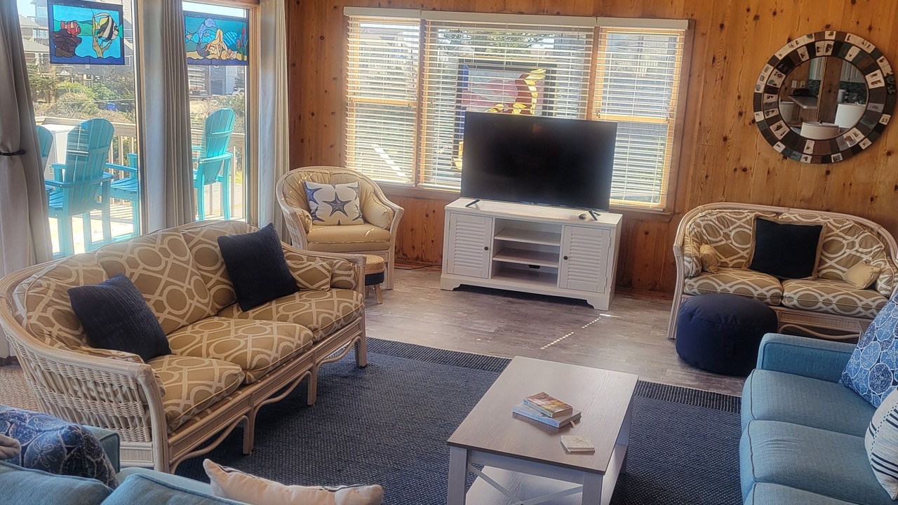 Photo of Livingroom in Avon
