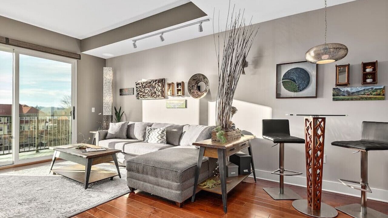 Photo of Livingroom in South French Broad