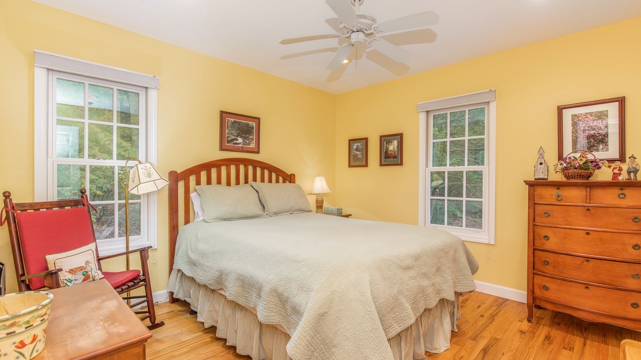 Photo of Bedroom in Pisgah Forest