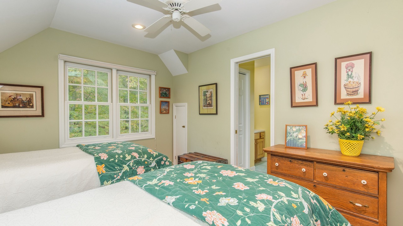 Photo of Bedroom in Pisgah Forest