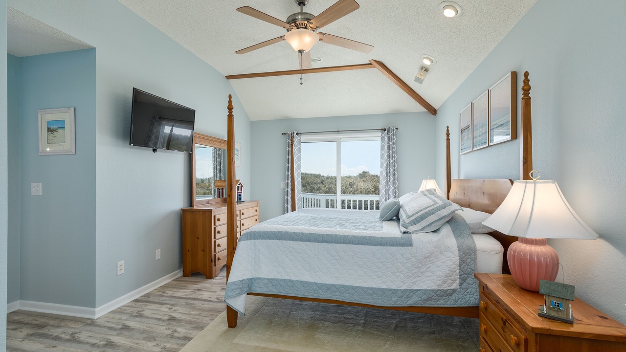 Photo of Bedroom in Pine Island