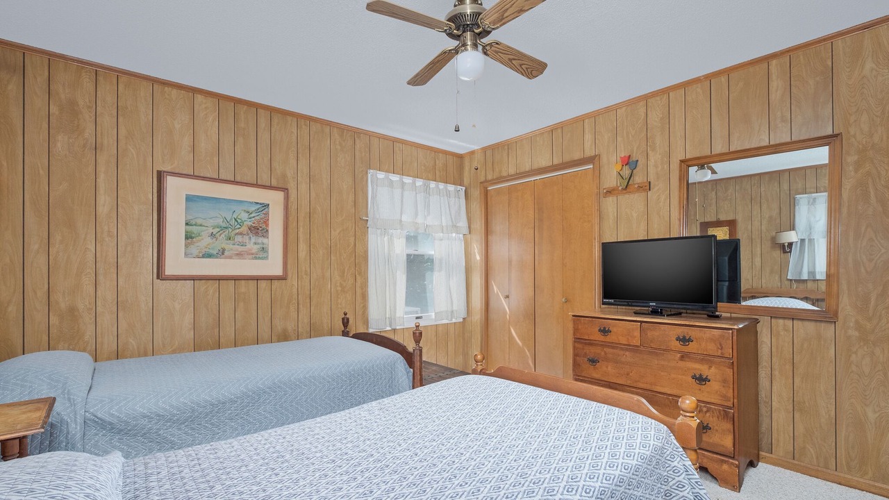 Photo of Bedroom in Southern Shores
