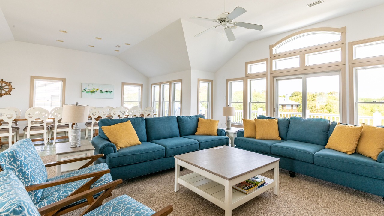 Photo of Livingroom in Southern Shores