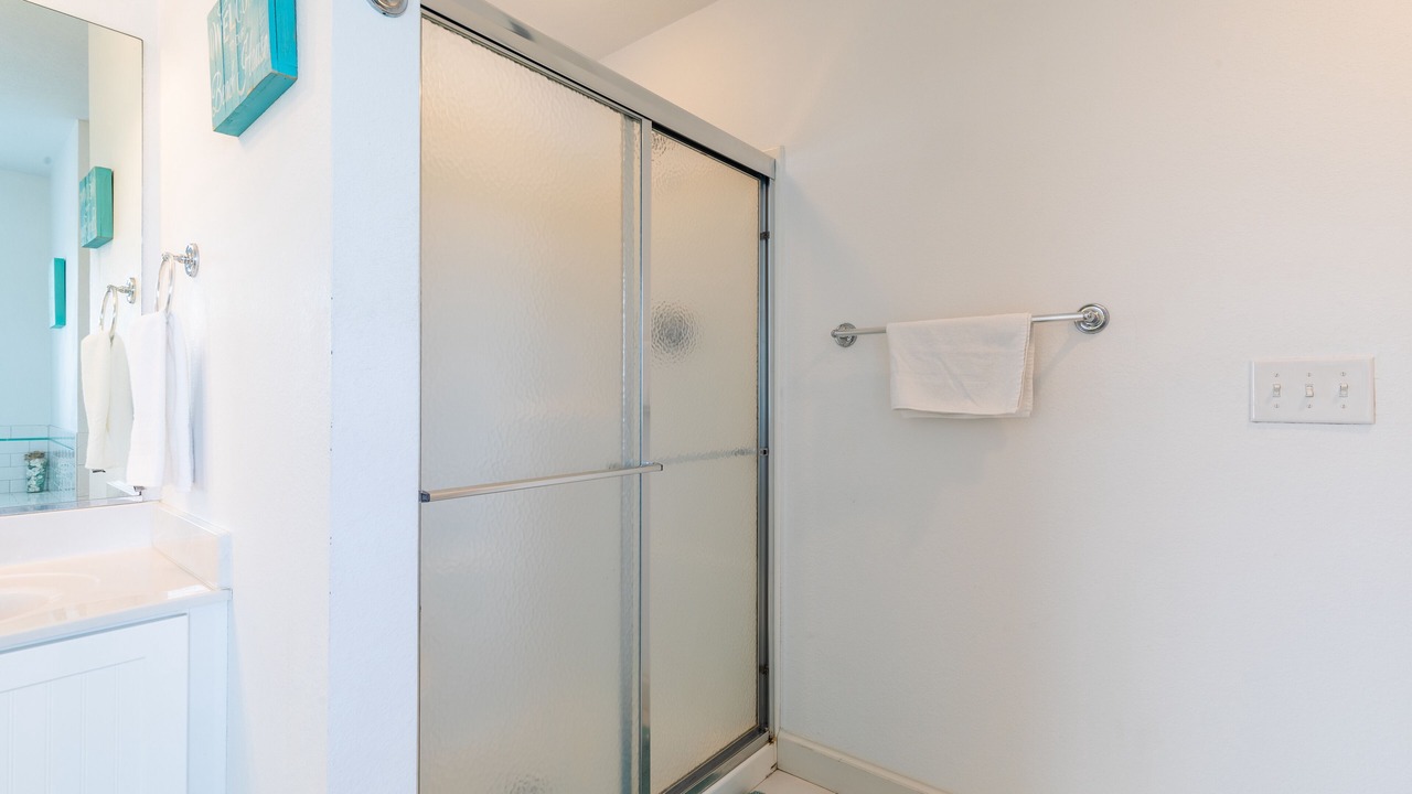 Photo of Bathroom in Southern Shores