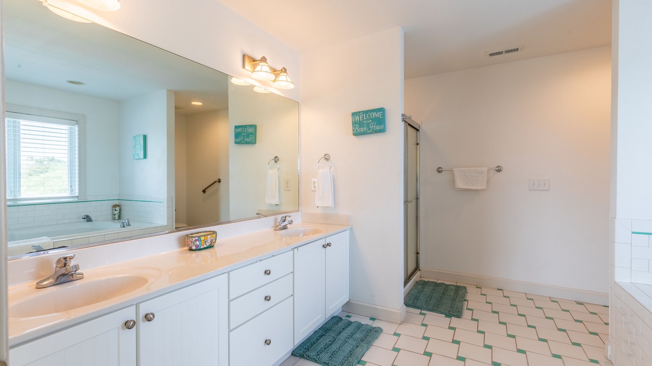 Photo of Bathroom in Southern Shores