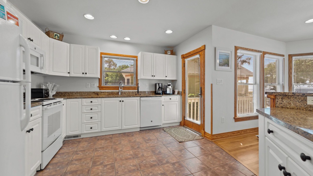 Photo of Kitchen in Monteray Shores