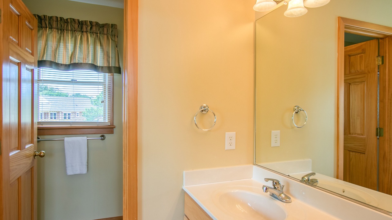 Photo of Bathroom in Duck