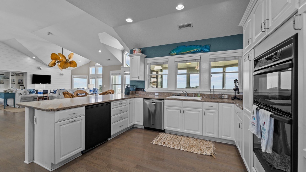 Photo of Kitchen in Southern Shores