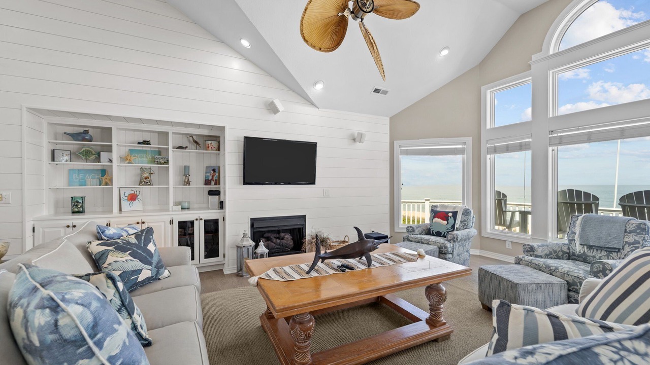 Photo of Livingroom in Southern Shores