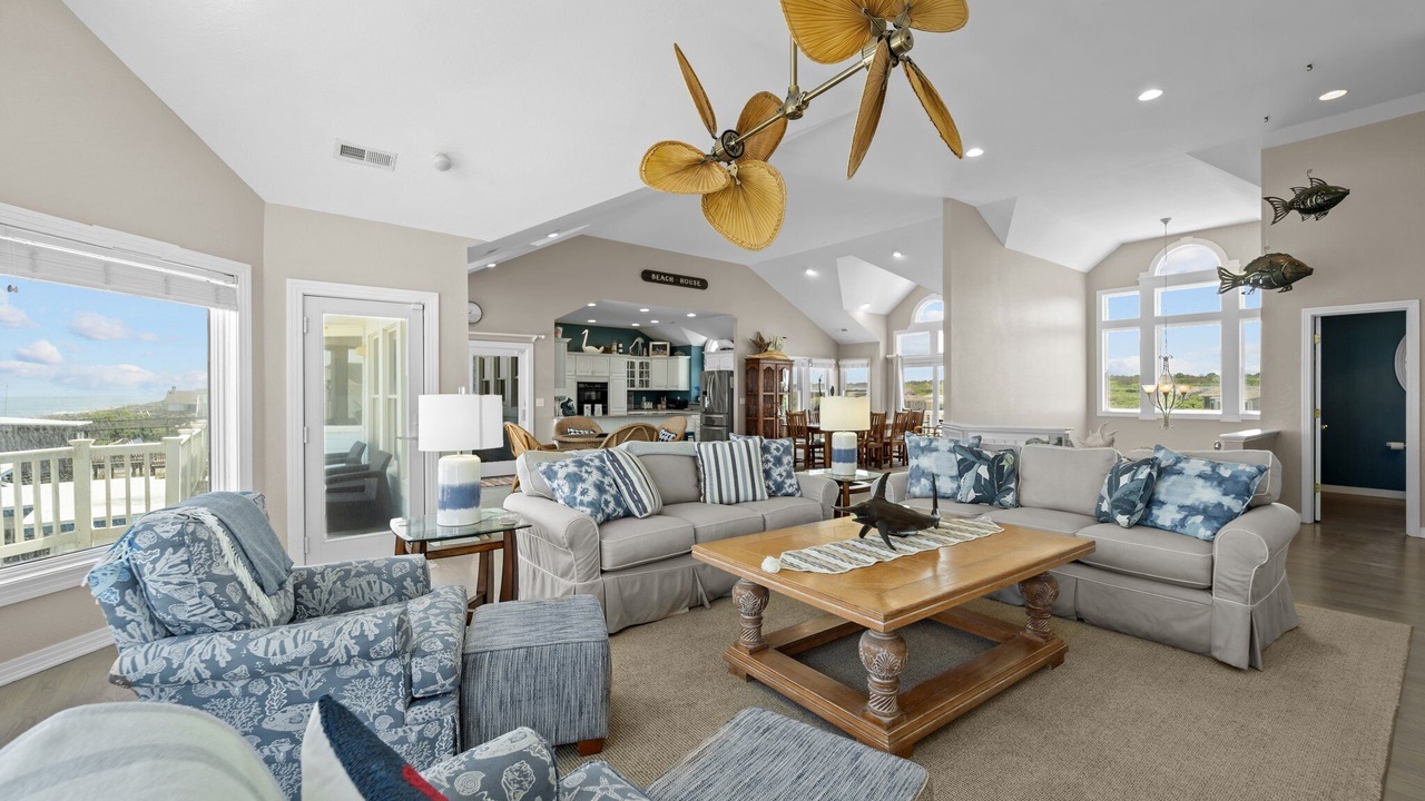 Photo of Livingroom in Southern Shores