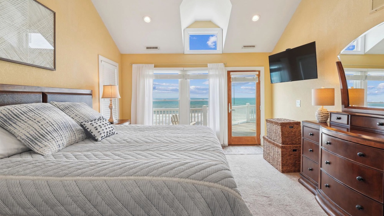 Photo of Bedroom in Carolina Dunes