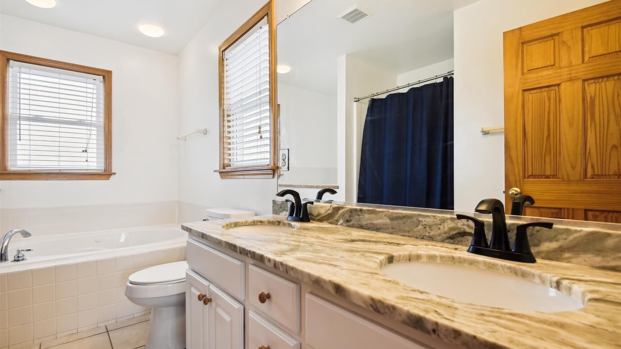 Photo of Bathroom in Nags Head