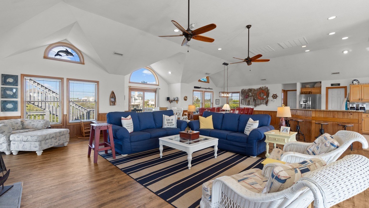 Photo of Livingroom in Whalehead Beach