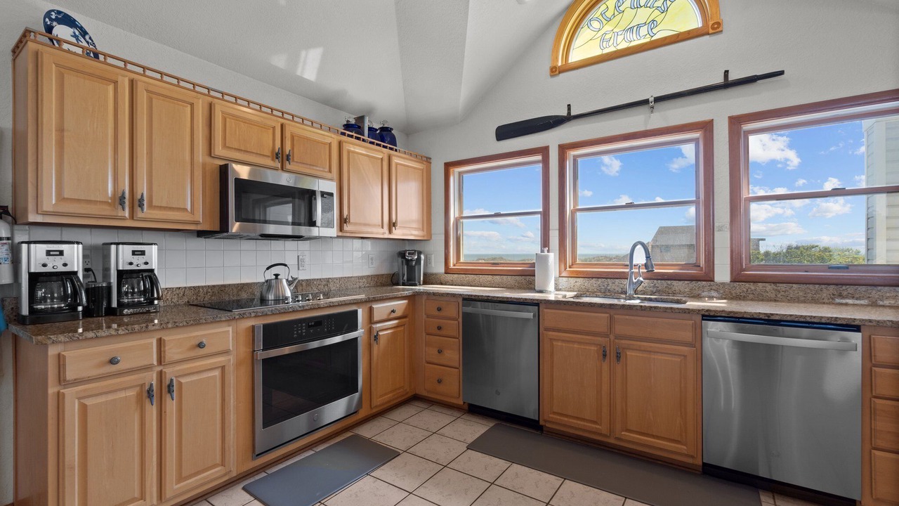 Photo of Kitchen in Whalehead Beach