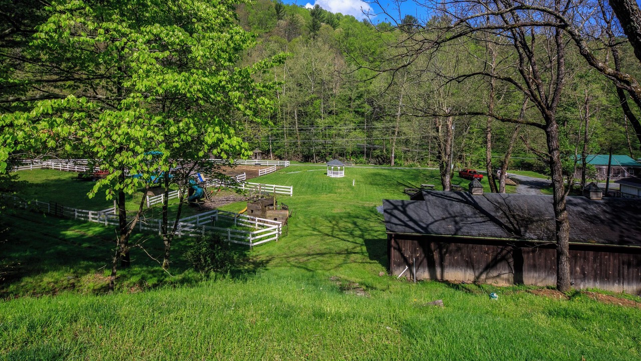 Photo of Outdoor in Boone