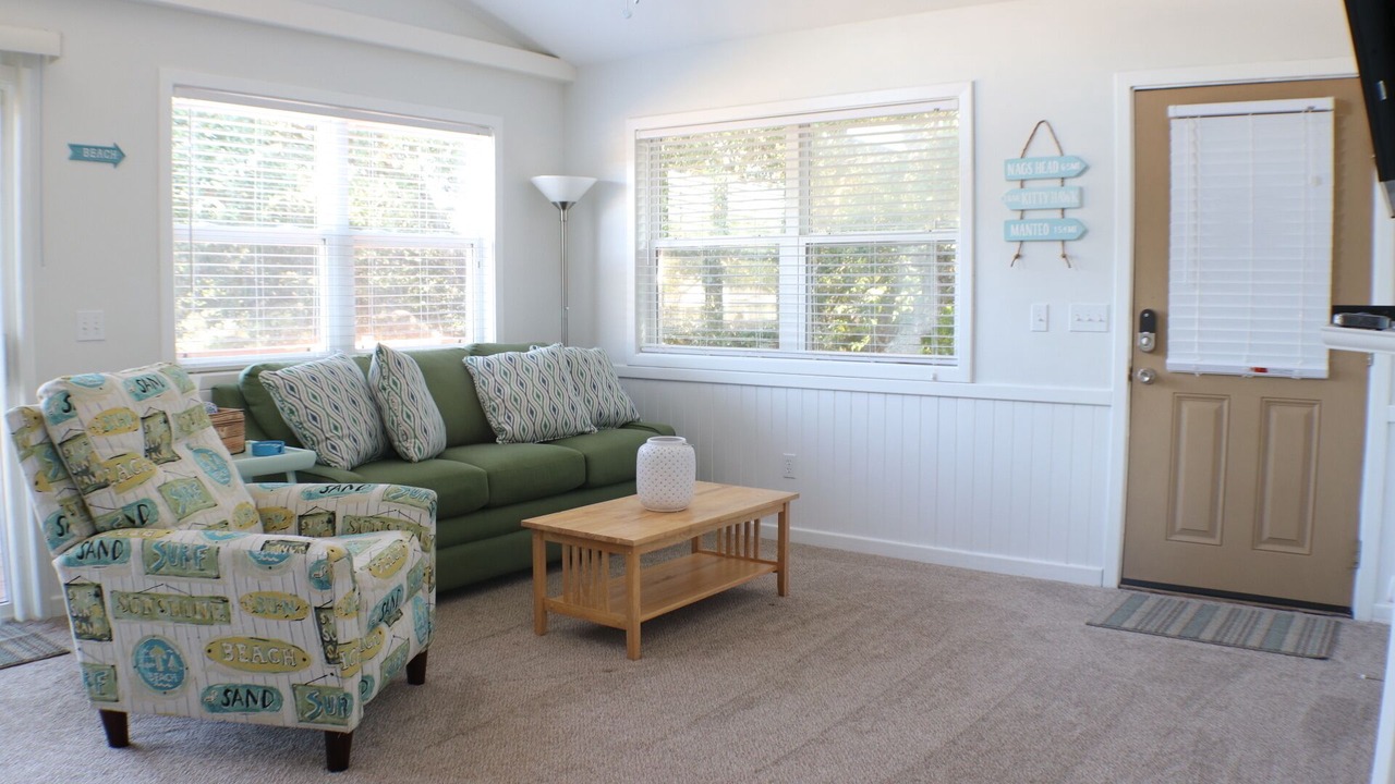 Photo of Livingroom in Colington