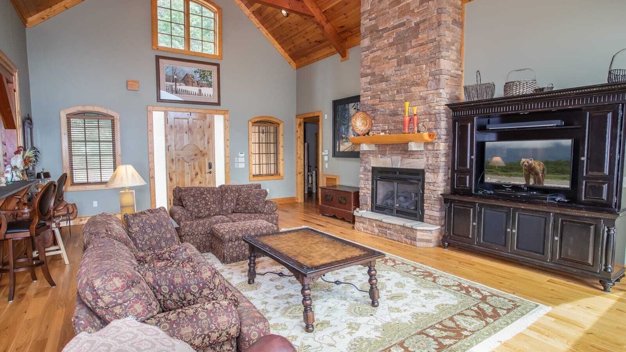 Photo of Livingroom in Elk Park