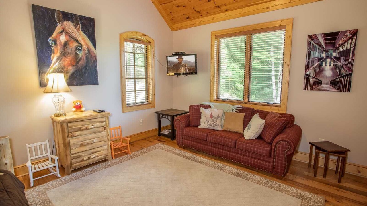 Photo of Bedroom in Elk Park