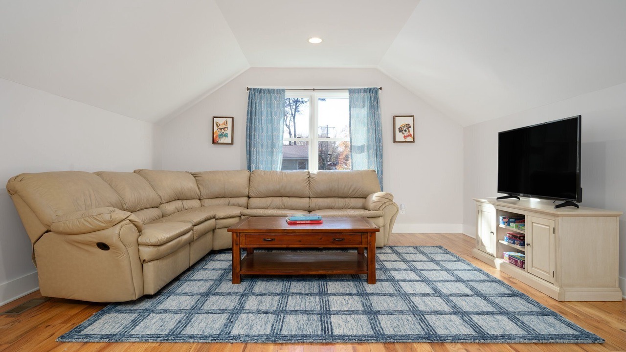 Photo of Bedroom in Oakley