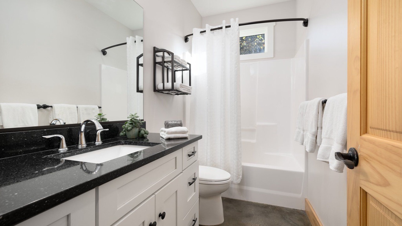 Photo of Bathroom in Oakley
