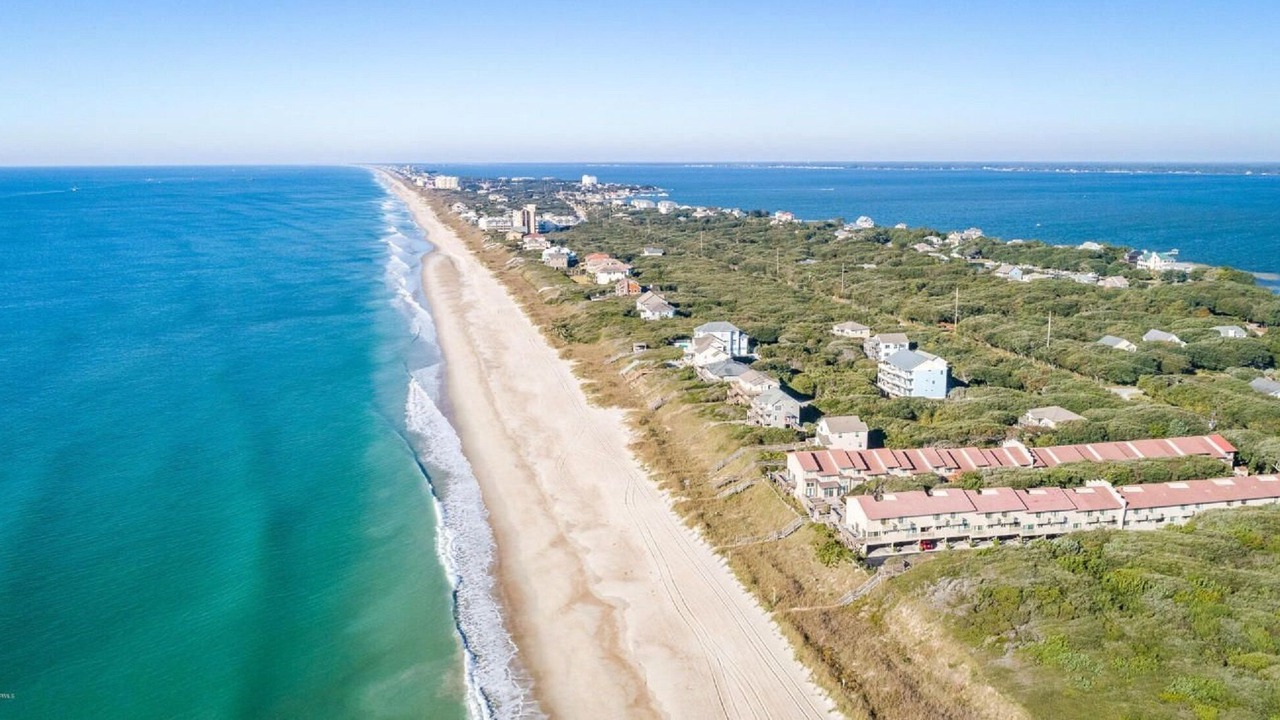 Photo of Others in Pine Knoll Shores