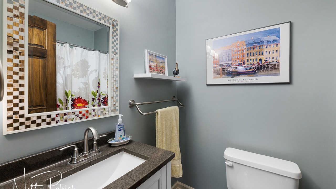 Photo of Bathroom in Pine Knoll Shores