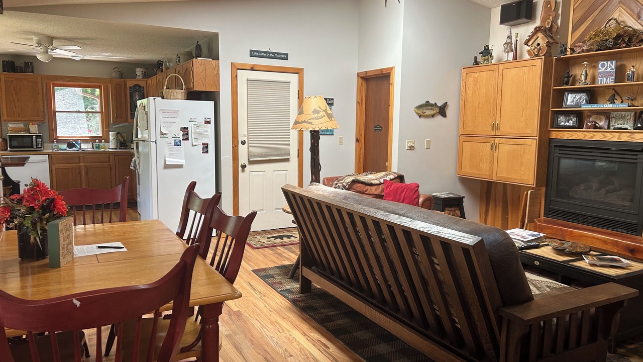Photo of Livingroom in Burnsville