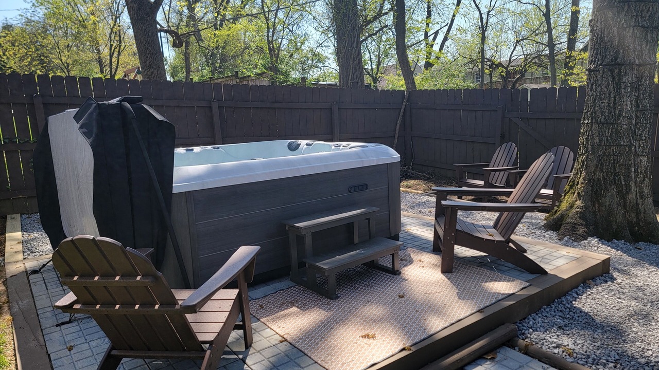 Photo of Outdoor in Belmont - Hillsboro