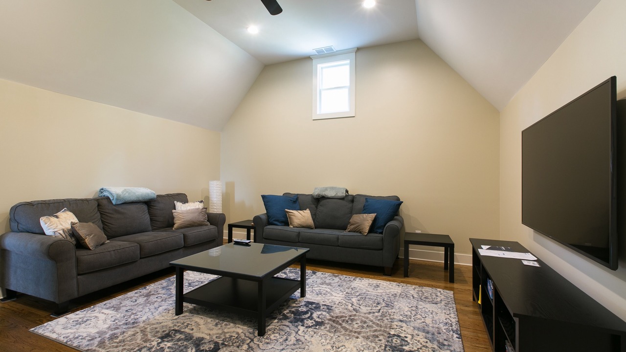 Photo of Livingroom in Asheville