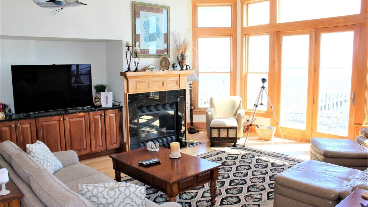Photo of Livingroom in Manteo