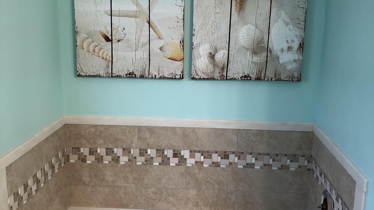 Photo of Bathroom in Pine Knoll Shores