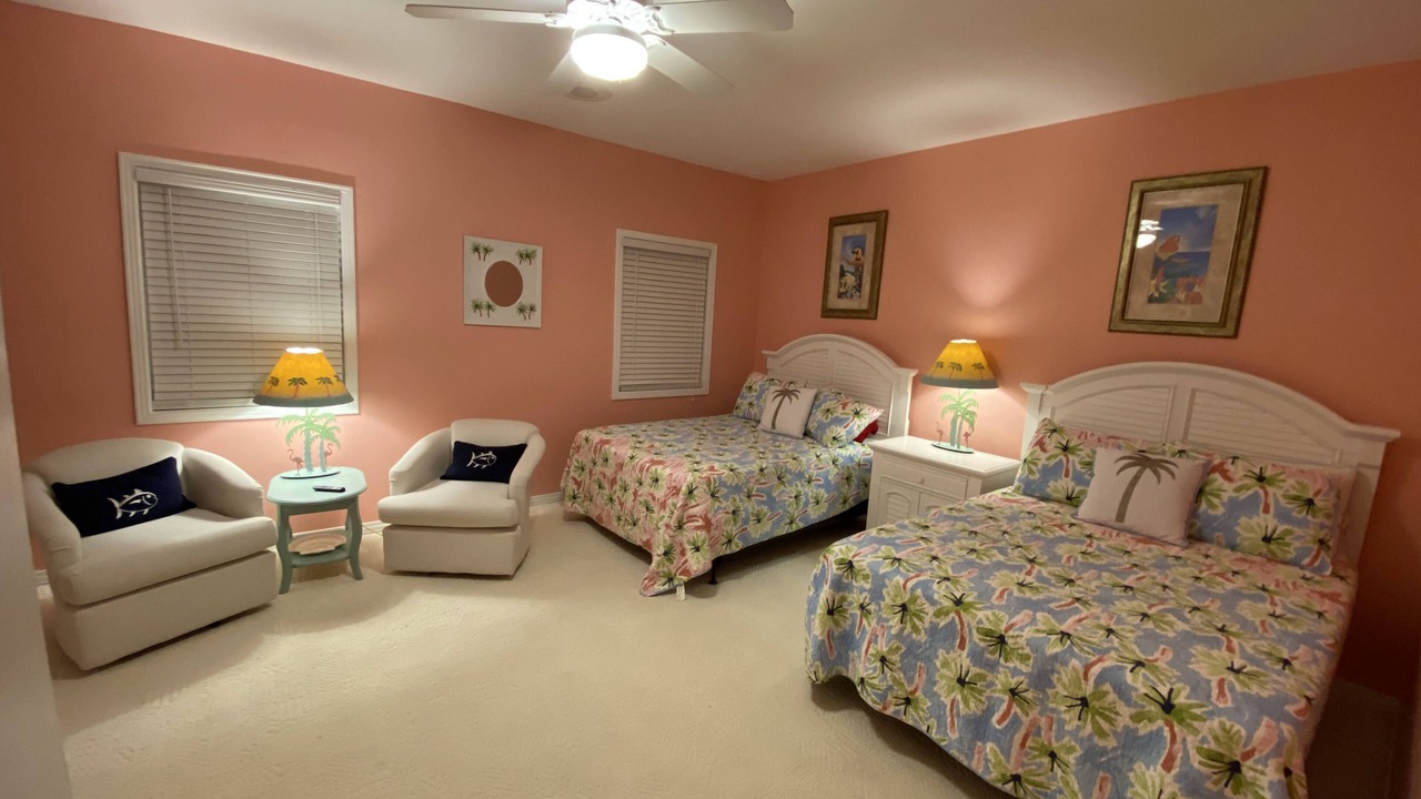 Photo of Others in Pine Knoll Shores
