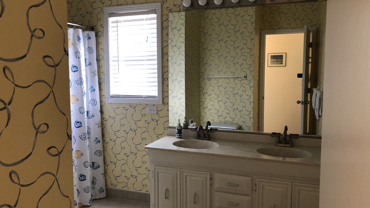 Photo of Bathroom in Pine Knoll Shores