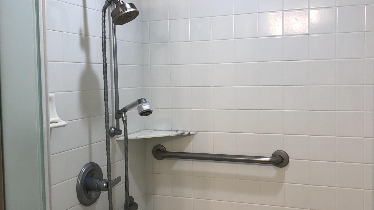 Photo of Bathroom in Pine Knoll Shores