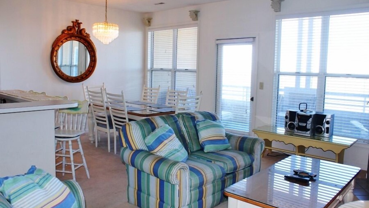 Photo of Livingroom in Manteo