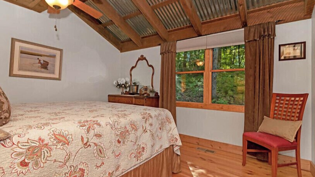 Photo of Bedroom in Brevard