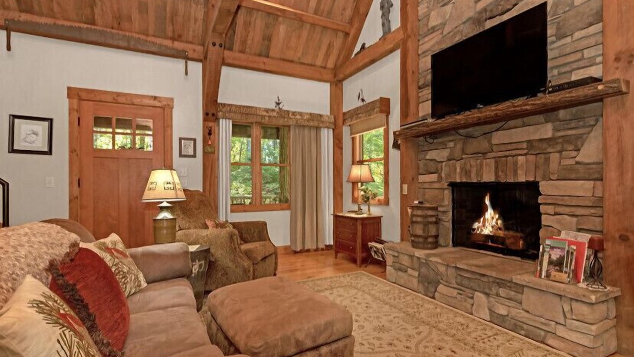 Photo of Livingroom in Brevard