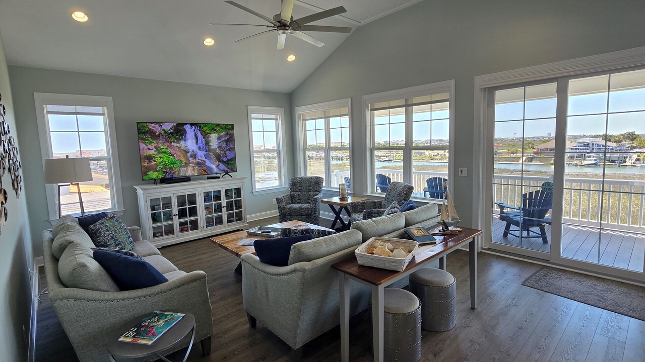 Photo of Bedroom in Ocean Isle Beach